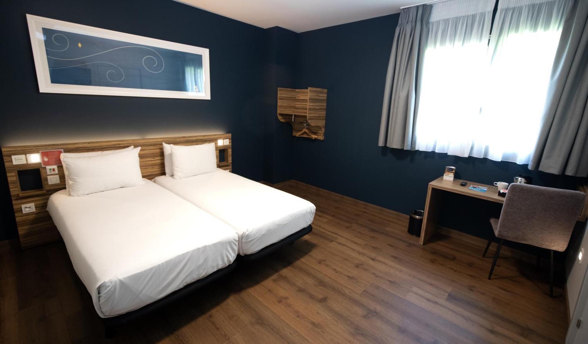 Double or Twin Room - Disability Access